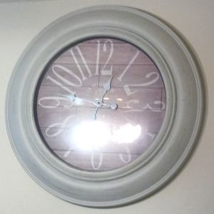 Wall clock